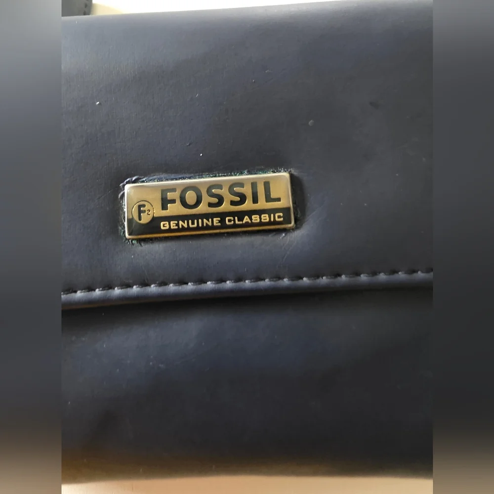 Fossil Genuine Classic Vintage Women's Wallet